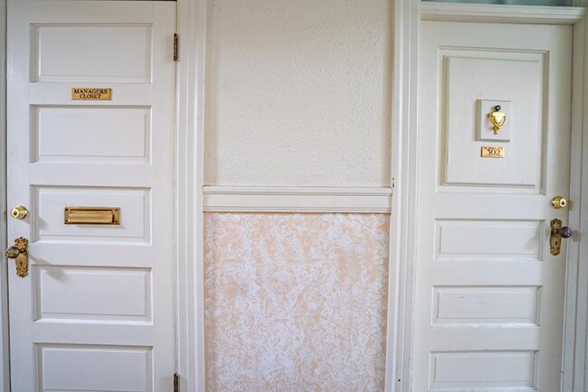 Photo - Alexander Apartments