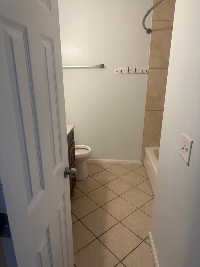 Bathroom - 706 Eric Dr Unit 706