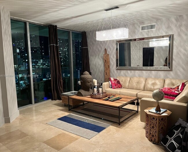 Building Photo - 350 S Miami Ave Unit 2002 Rental