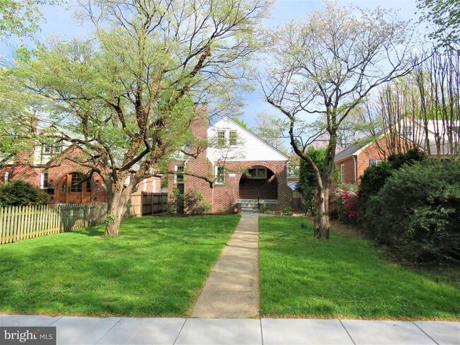 Building Photo - 4823 Western Ave