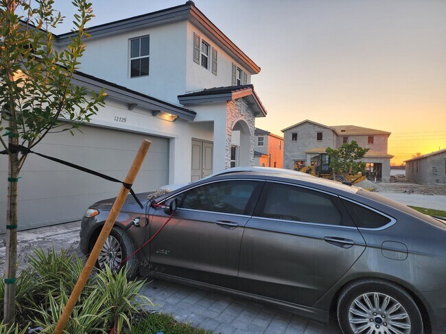 Photo - 12729 SW 211th St