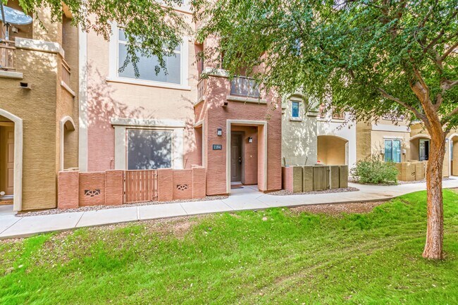 Building Photo - 900 S 94th St Unit 1184