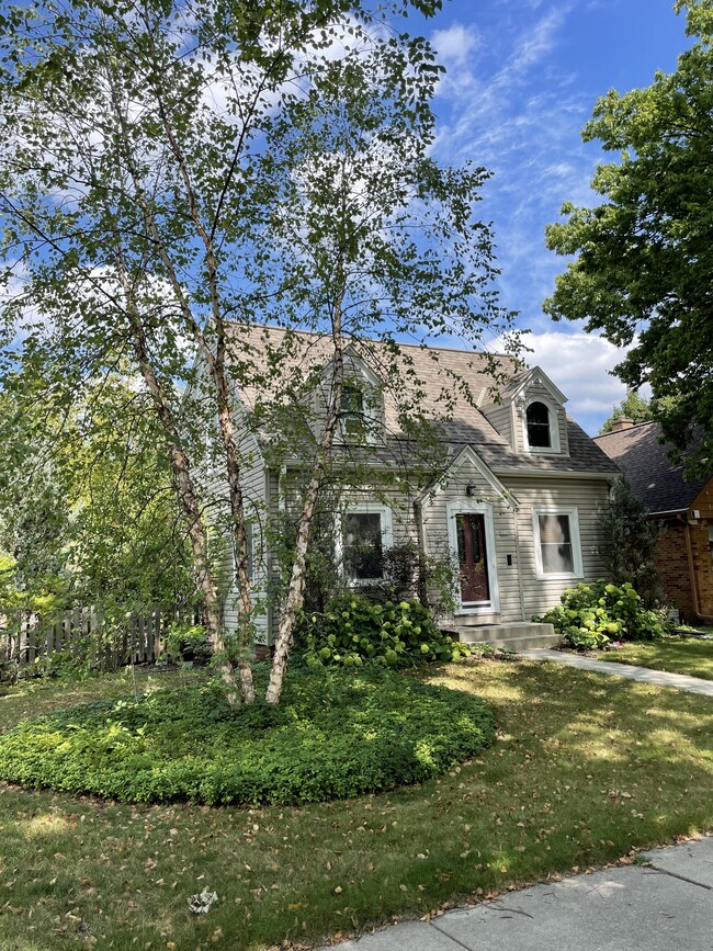 Front of home - 8220 Currie Ave House