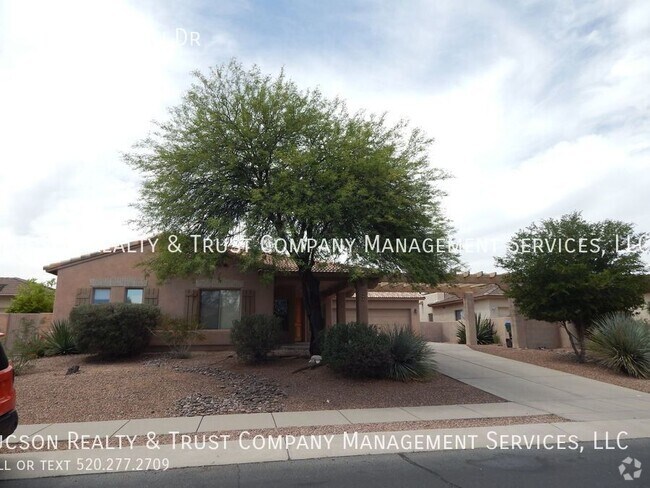 Building Photo - 3 Bedrooms - 3 Bathrooms - Oro Valley Rental