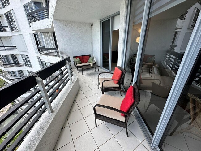 Photo - 3530 Mystic Pointe Dr Unit 2607