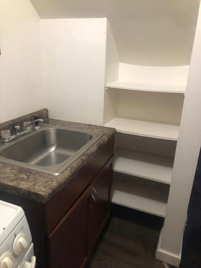 Photo - 1234 Egleston Ave Unit B