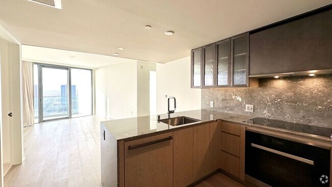 Building Photo - 1000 Auahi St Unit #3207 Rental