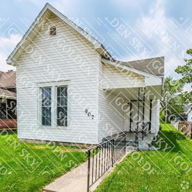 Building Photo - 907 S Beacon St Rental