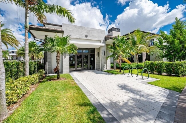 Photo - 8001 NW 41st St Unidad F-405