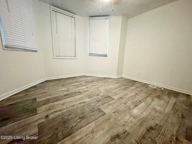 Photo - 1308 E Main St Unit 1