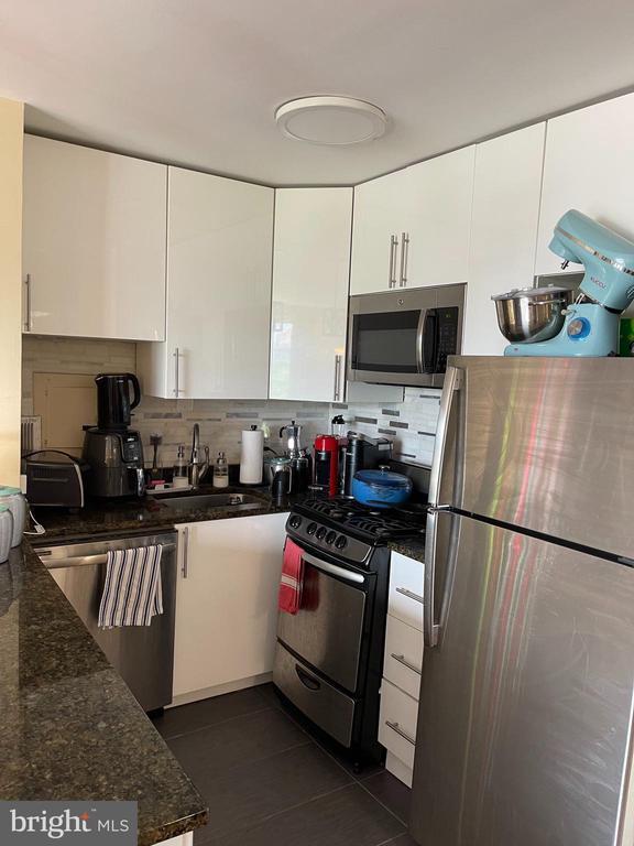Photo - 950 25th St NW Unit 1029-N
