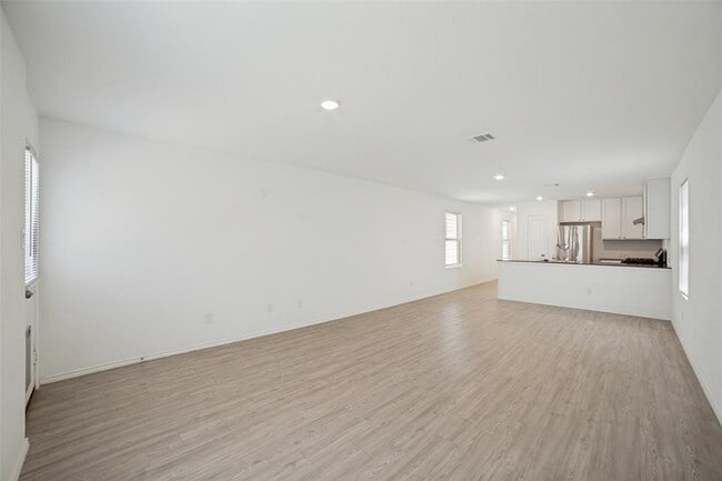 Photo - 7631 Parish Pl