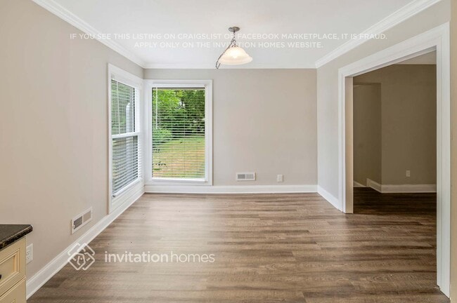 Photo - 1500 Thompson Ave