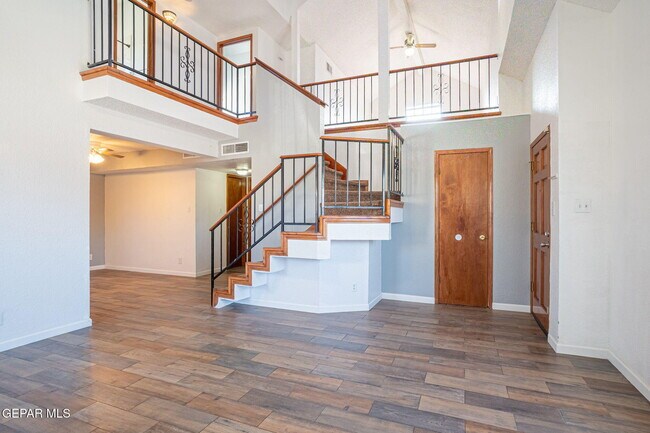 Photo - 10968 Whitey Ford St