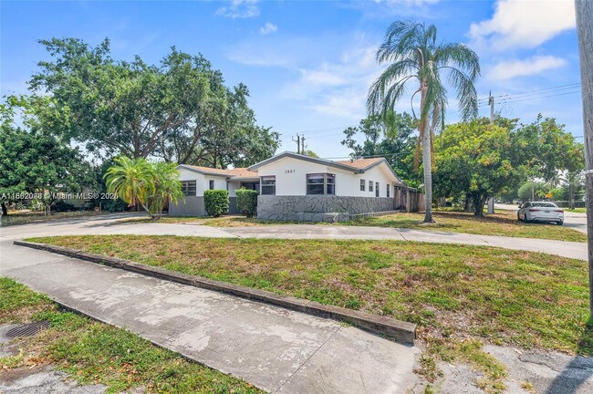 Building Photo - 3801 N 66th Ave Rental
