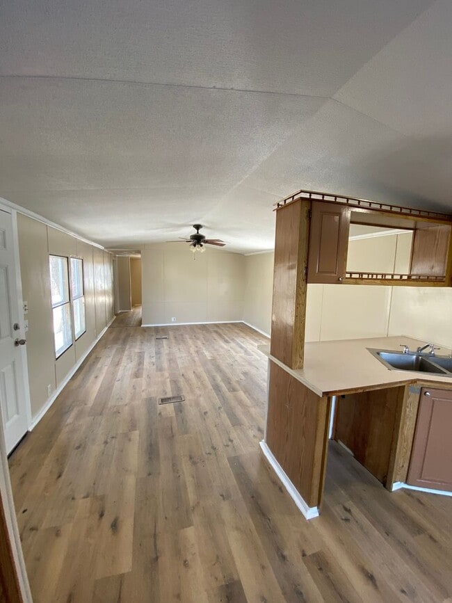 Photo - CB Genesee Villa LLC Unidad 024