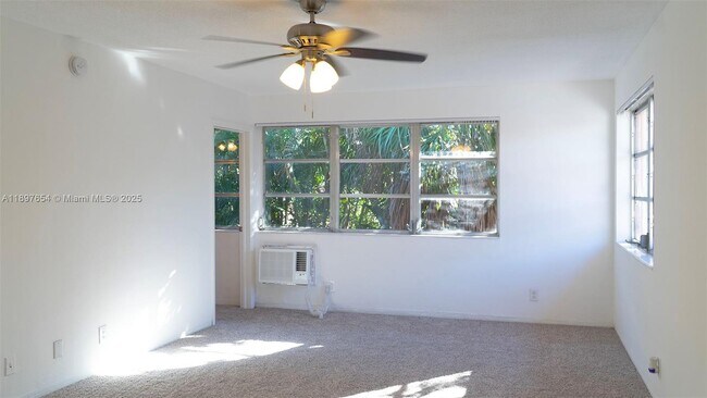 Photo - 5990 NE 18th Ave Unidad 927