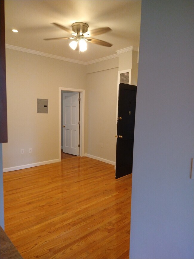Building Photo - 11 Albemarle Ct Rental