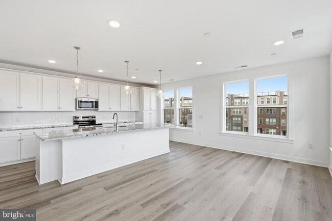 Photo - 21731 Dovekie Ter Unit 302