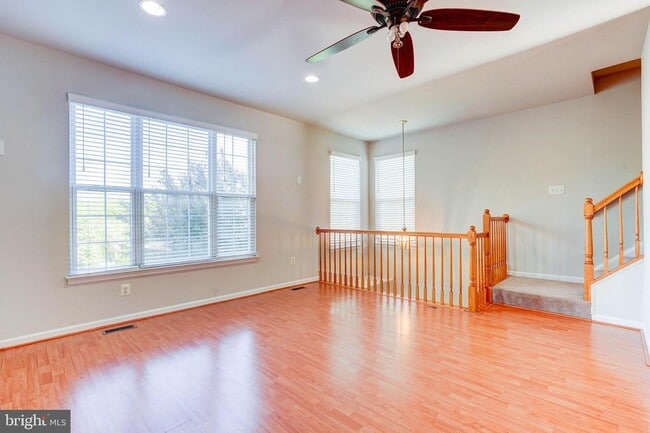 Photo - 6388 James Harris Way