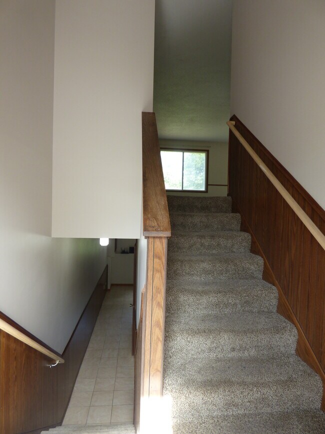 1600 Commerce Dr