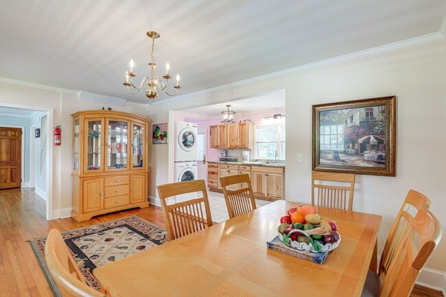 Photo - 206 Lakeland Dr