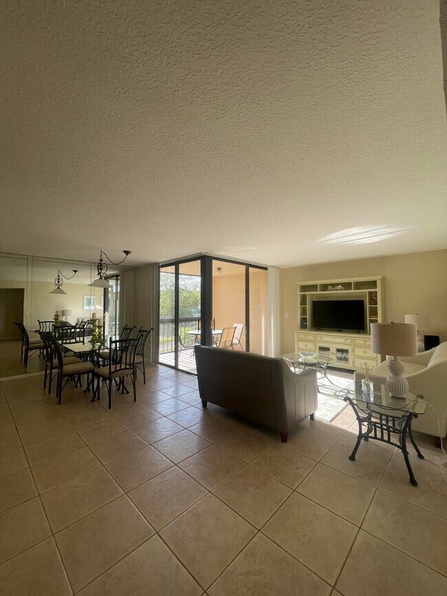Photo - 450 Egret Cir Unit 9203