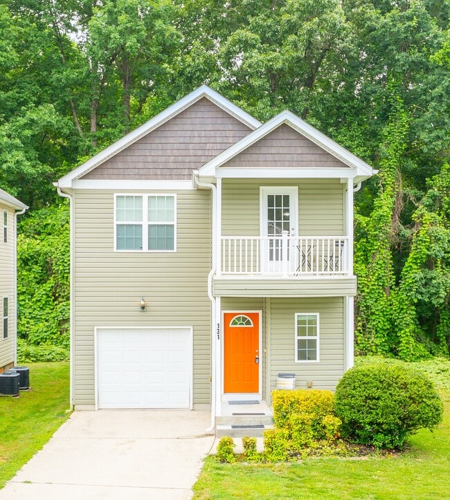 Building Photo - 131 High Bluff Cir