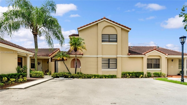 Building Photo - 6460 NW 170th Terrace Rental