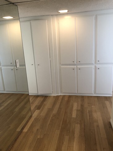 Photo - 1233 Amherst Ave Unidad 204