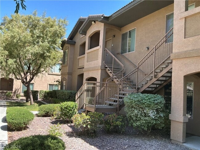 Photo - 8985 S Durango Dr Unidad 2151
