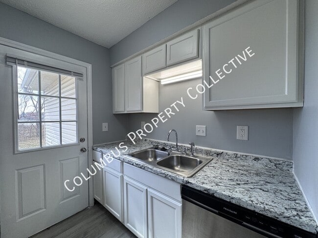 Photo - 4087 Greenery Dr