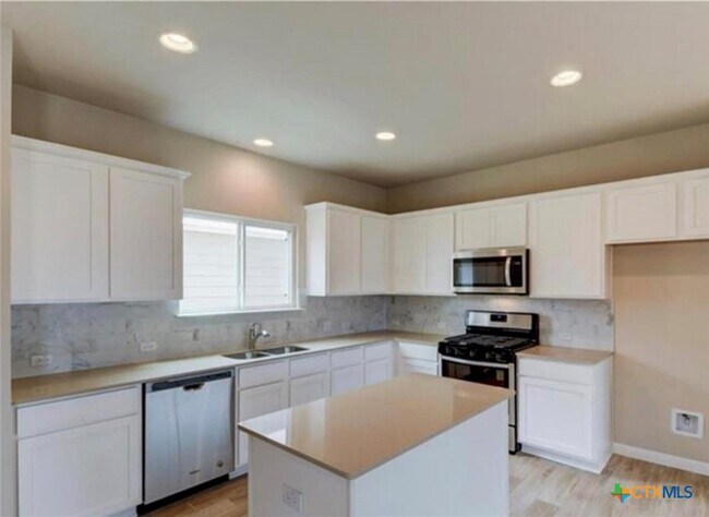 Photo - 246 Mossycup Dr