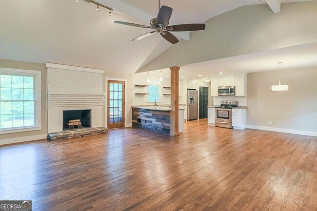 Photo - 99 Woodvalley Dr