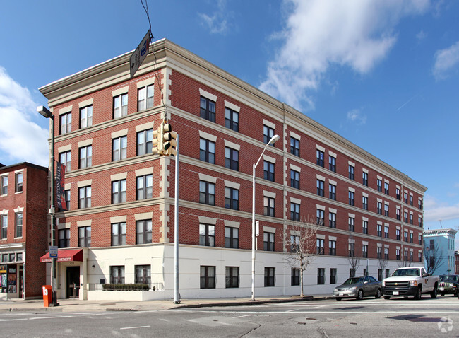 Building Photo - Landmark Apartments