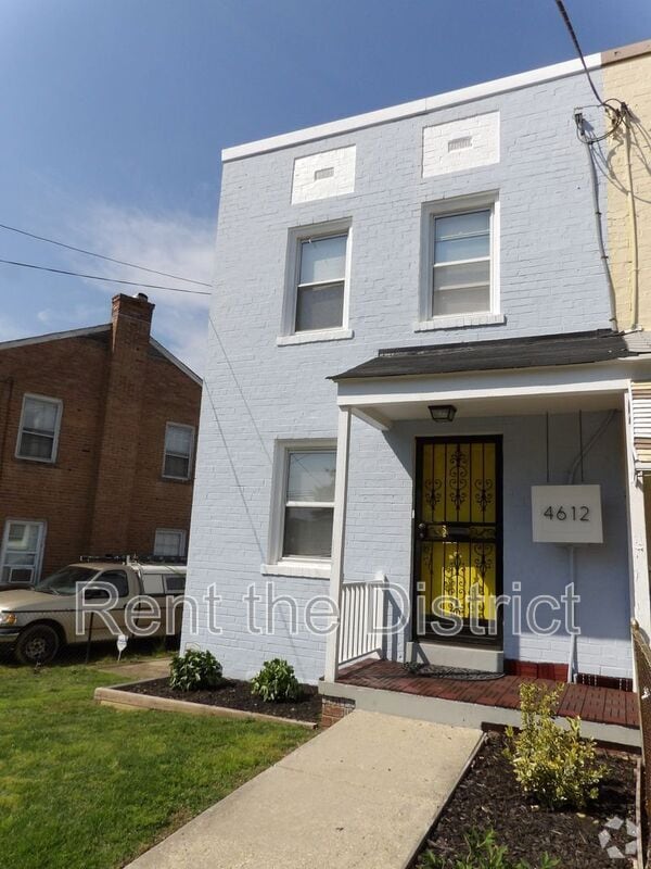Building Photo - 4612 Bass Pl SE Rental