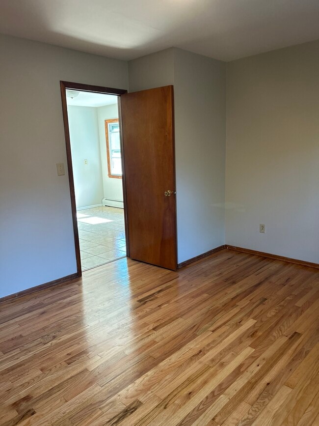 Photo - 52 Gadsen Ct