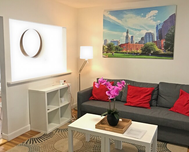 Photo - 288 Dorchester St Condo Unit 2
