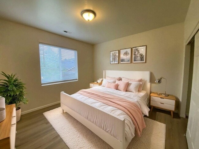 Photo - 660 Callahan Dr