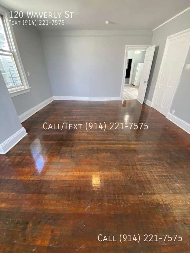 Building Photo - 120 Waverly St