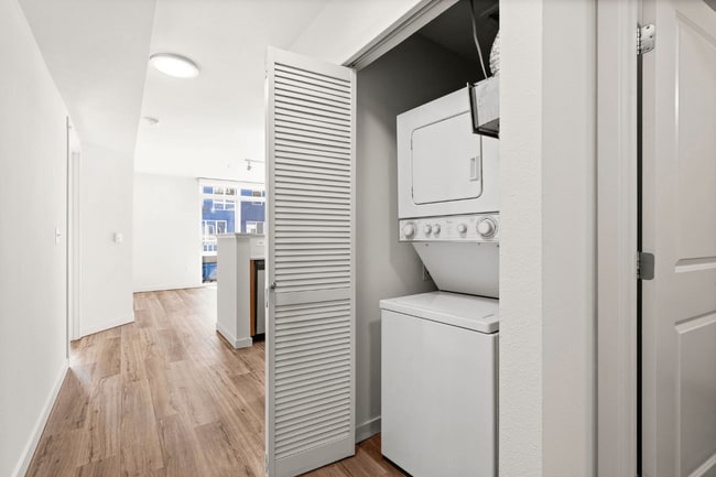 Photo - Dexter Lake Union