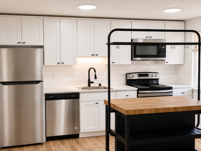 Photo - Parkview Apartments