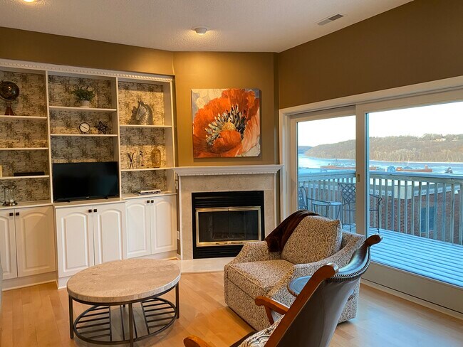 Livingroom - 311 3rd St S Unit Flat #3