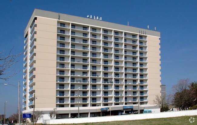 Building Photo - 655 Absecon Blvd Unit 517 Rental