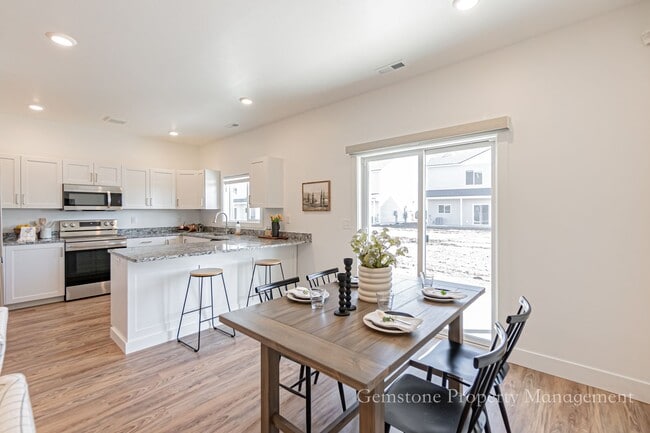 Photo - $300 off first month for February move-ins - Darling 3 Bed 2.5 bath townhome located in Sugar Cit...