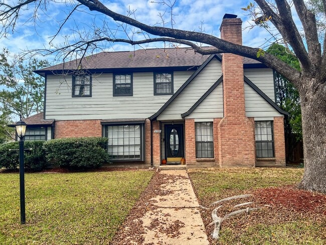 Building Photo - 2330 Walnut Ridge Dr