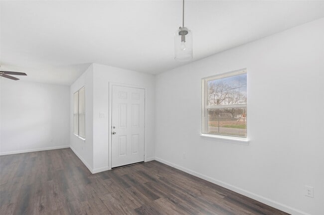 Photo - 6721 Madrid St