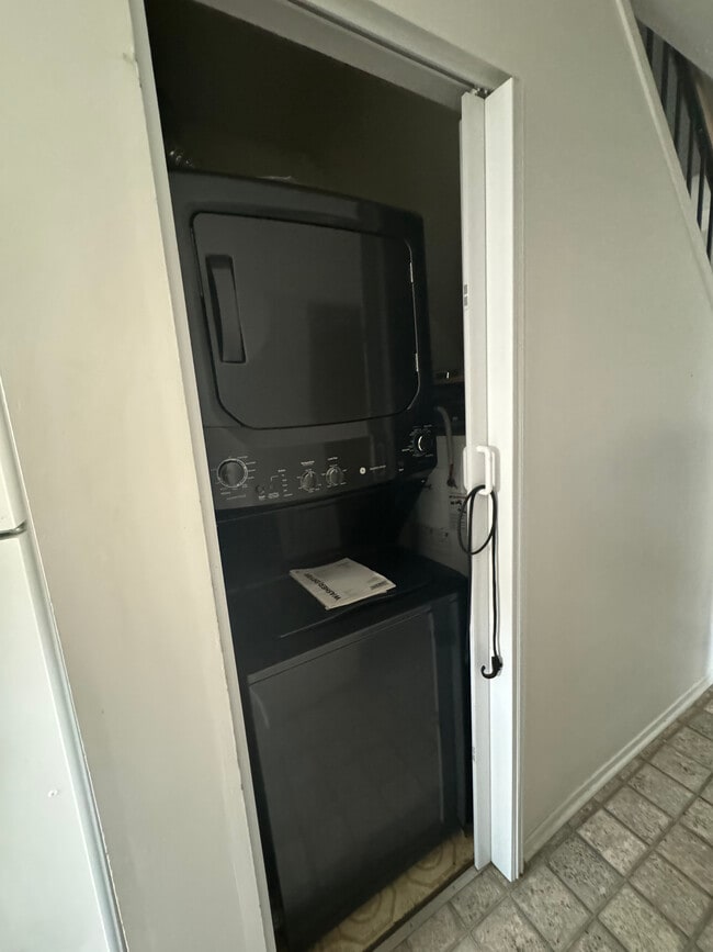 Photo - 24 Townline Road East Unit 200