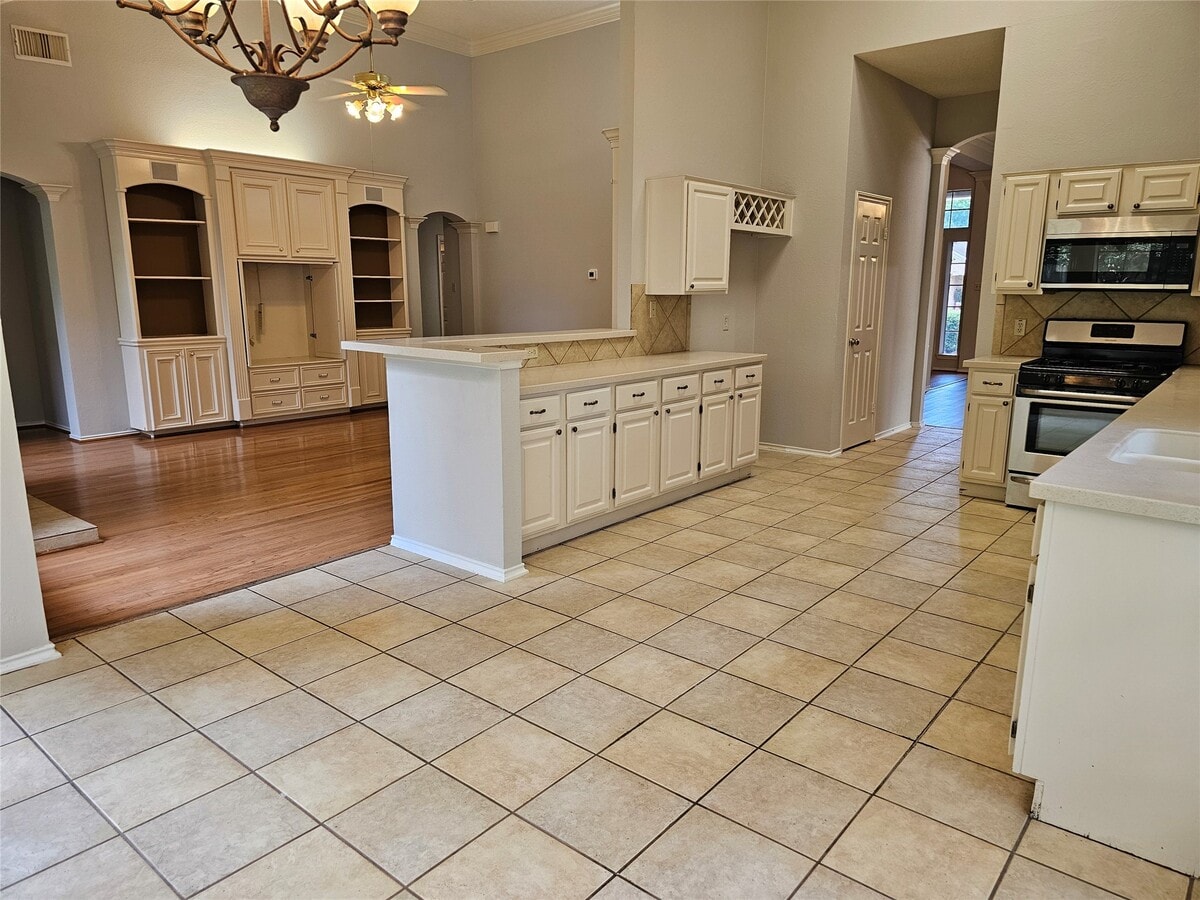 Photo - 6930 Shady Ln