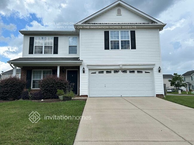 Photo - 607 Brassfield Dr House